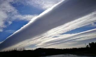 你是天边的一朵云彩