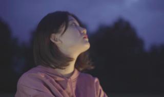 一个深爱的女孩伴奏 一个深爱的女孩伴奏